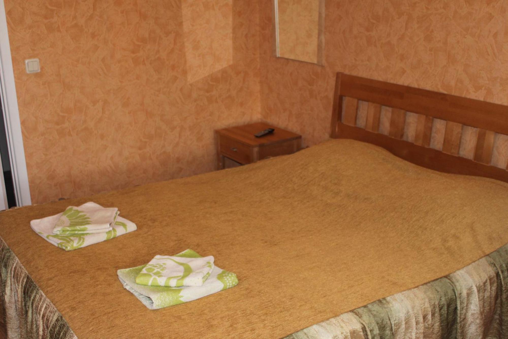 Atputas Komplekss Lilaste Buitenkant foto
