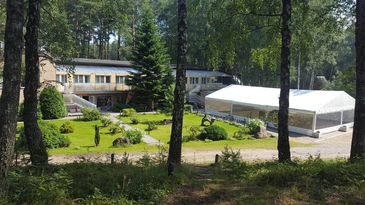 Atputas Komplekss Lilaste Buitenkant foto