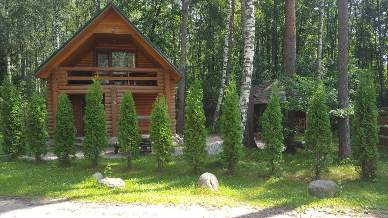 Atputas Komplekss Lilaste Buitenkant foto